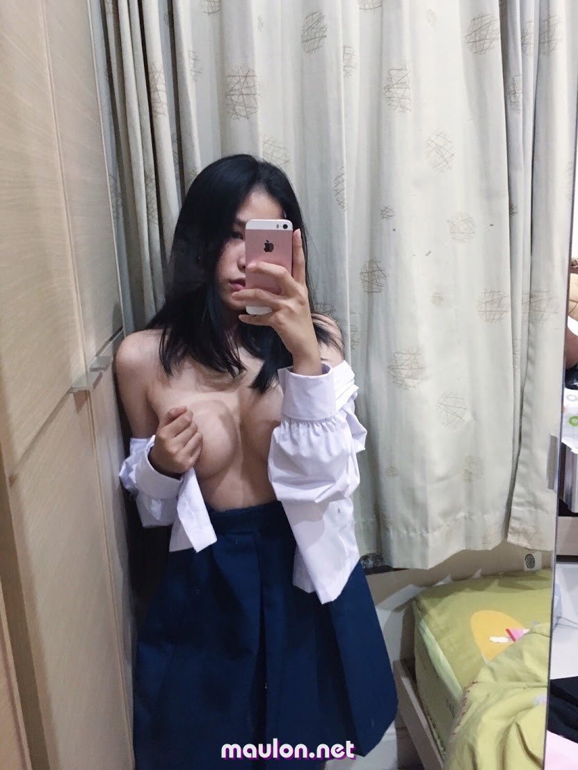 MauLon.Net - Ảnh sex học sinh Thái Lan show hàng 20